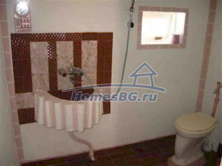 9903:16 - Сельский дом для продажи в Болгарии в тихом поселке!