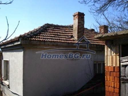 9914:4 - Дом на продажу в один этаж в живописной деревне в Болгарии 