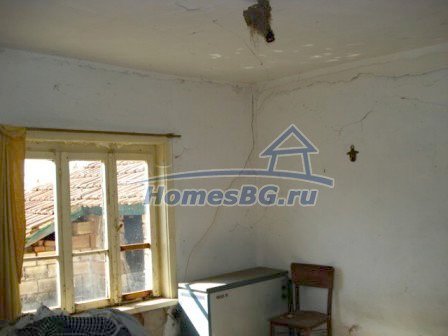 9914:10 - Дом на продажу в один этаж в живописной деревне в Болгарии 