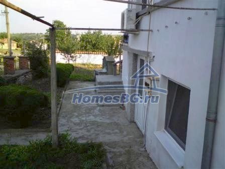 9915:4 - Двухэтажный дом на продажу в деревне Бояново возле Елхово