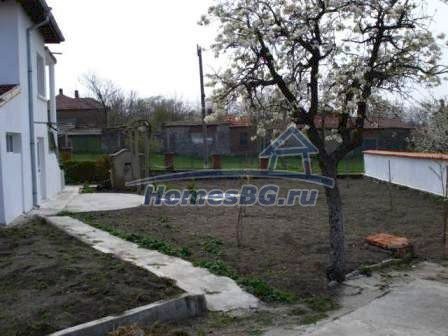 9915:11 - Двухэтажный дом на продажу в деревне Бояново возле Елхово