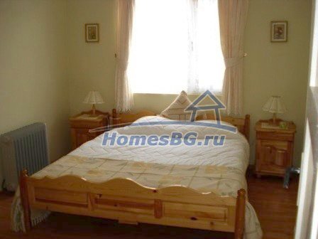 9915:15 - Двухэтажный дом на продажу в деревне Бояново возле Елхово