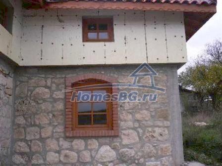 9923:13 - Продажа нового болгарского дома около 2 озер и красивого леса