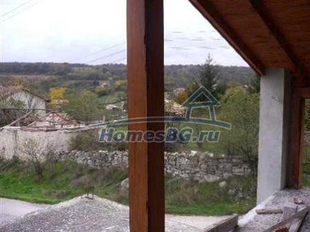 9923:20 - Продажа нового болгарского дома около 2 озер и красивого леса