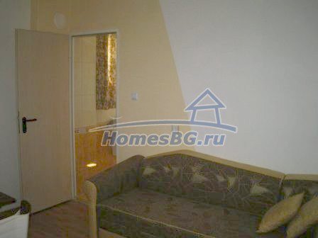 9935:36 - Продается красивый дом около озера в Варне в Болгарии