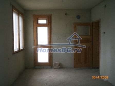 9951:7 - Просторный трехэтажный дом для продажи область Добрич!