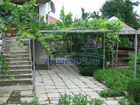 9958:26 - Болгарский дом на продажу в небольшой деревне около Елхово