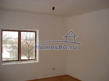 10013:20 - Продается красивый болгарский дом в хорошем состоянии