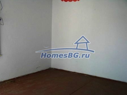10065:7 - Хороший сельский дом в два этажа на продажу в Болгарии
