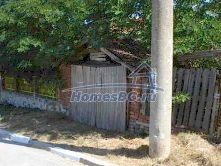 10066:2 - Двухэтажная недвижимость в Болгарии на продажу с гаражом