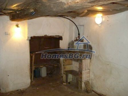 10066:18 - Двухэтажная недвижимость в Болгарии на продажу с гаражом