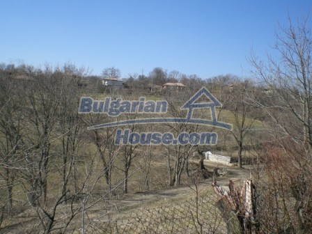 10112:18 - Cheap rural Bulgarian house for sale near dam lake