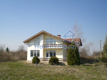 10117:10 - Красивый недавно построенный болгарский дом на продажу