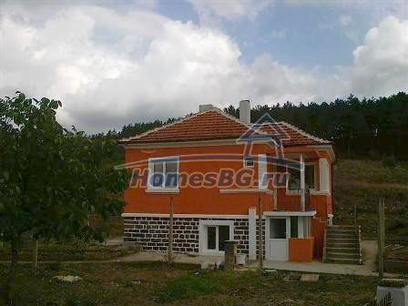 10128:21 - Отреставрированная вилла в живописном селе на продажу в Болгарии