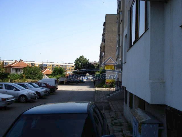 10177:2 - Меблированная трехкомнатная квартира в Елхово, Болгарии 