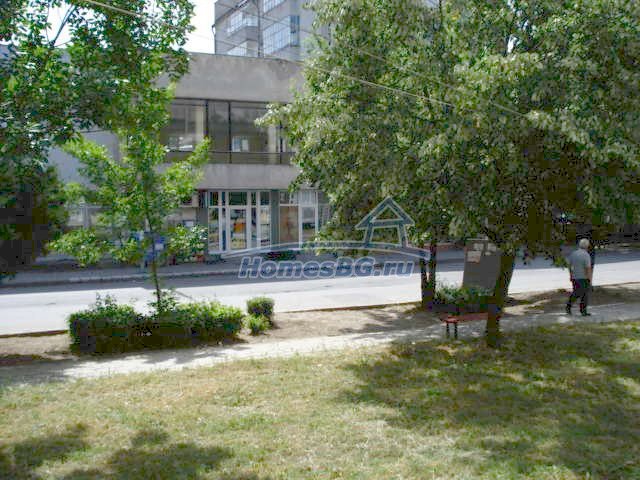 10177:4 - Меблированная трехкомнатная квартира в Елхово, Болгарии 
