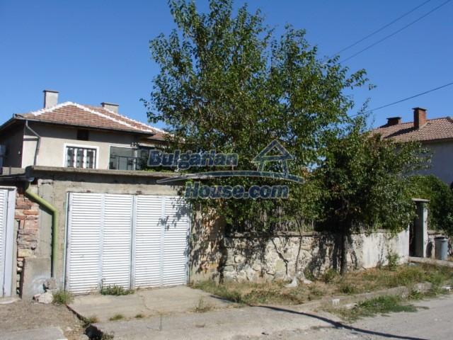 10270:6 - Renovated bulgarian property for sale near dam lake