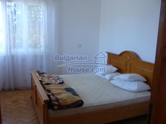 10270:32 - Renovated bulgarian property for sale near dam lake