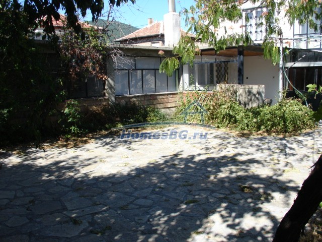 10271:6 - Hедвижимость в Болгарии для продажи  с большой сад и камин!