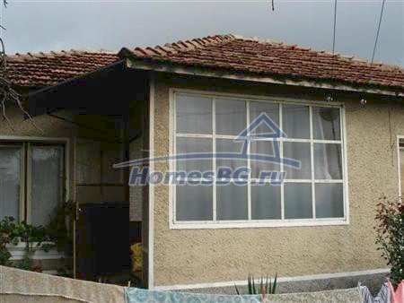 10319:5 -  Уютный дом на продажу в 4 км от г.Провадия  на отличная цена!