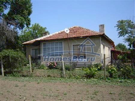 10319:30 -  Уютный дом на продажу в 4 км от г.Провадия  на отличная цена!