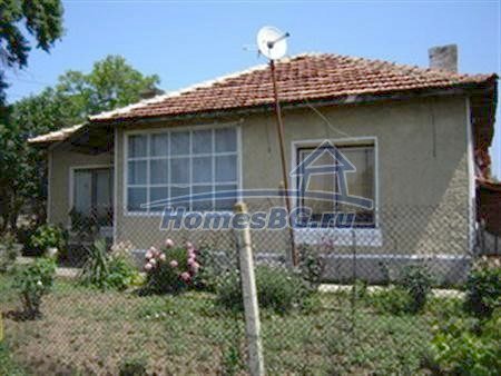 10319:32 -  Уютный дом на продажу в 4 км от г.Провадия  на отличная цена!