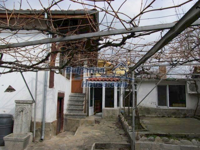 10553:1 - Fully renovated Bulgarian property for sale in Stara Zagora area