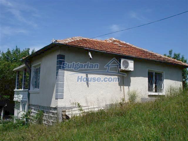 10658:3 - Домик в деревне в экологически чистом районе Болгарии.