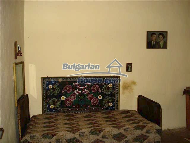 10726:4 - Куплю кирпичную недвижимость в Болгарии в  регионе Елхово
