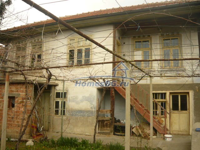 10739:2 - Недвижимость с садом в северной Болгарии,4 км от г.Велико Тырнов