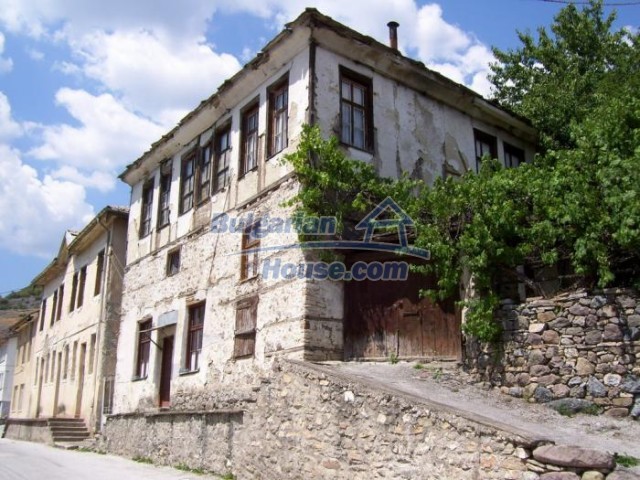 11184:2 - Beautiful sunny house in a historic place near Smolyan