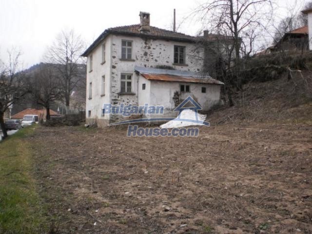 11324:5 - Two-storey house with a large sunny garden in a mountain