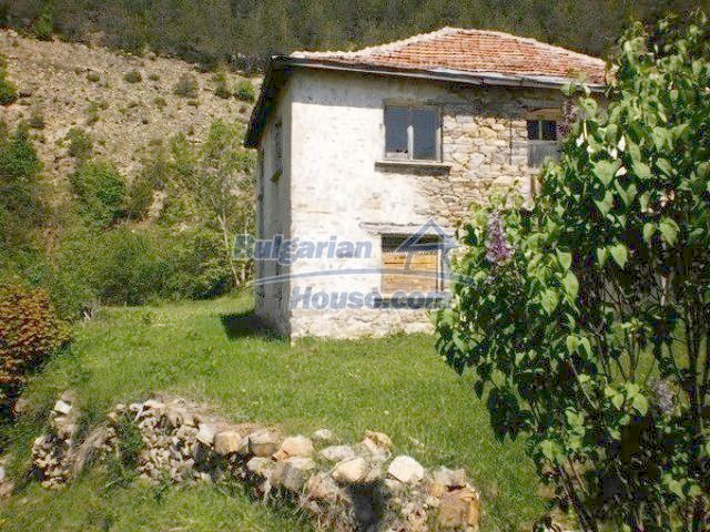 11335:7 - Rural house near Kardzhalistunning mountain panorama