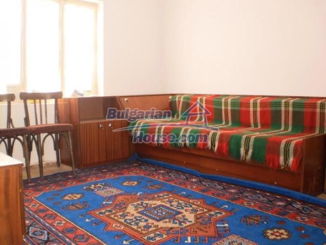 11432:10 - Cozy home with astonishing views near Kardzhali