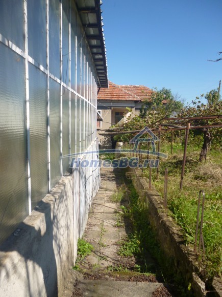 11543:17 - Два дома по цене одного и огромный сад-4200sq.m в Враца
