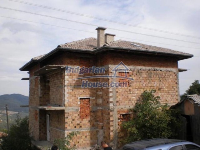 11584:2 - Spacious family house with a large garden near Pamporovo