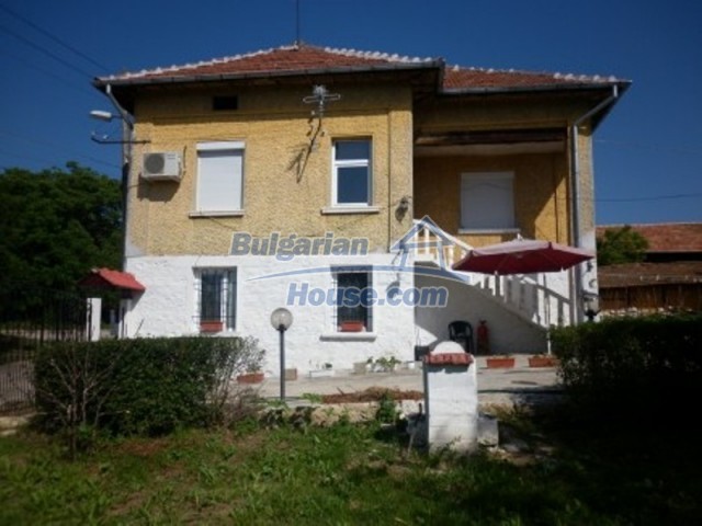 11587:1 - Splendid furnished rural house 25 km from Vratsa 