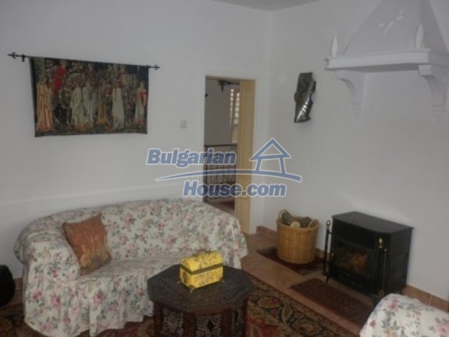11592:21 - Renovated house near Vratsa and 20 km from the Danube River