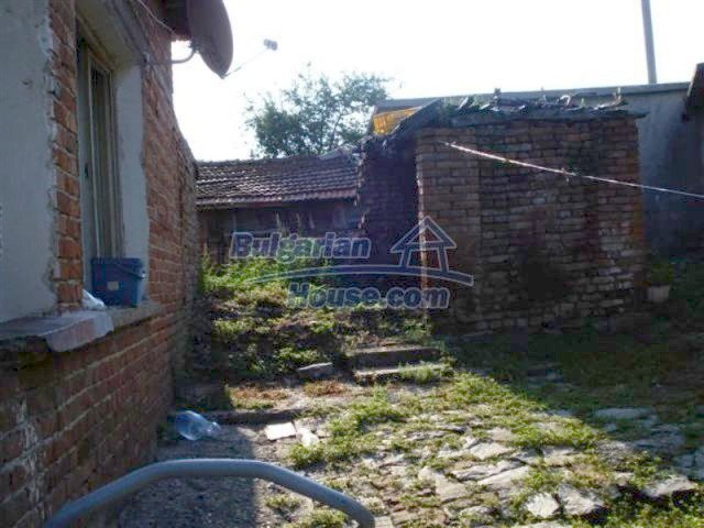 11640:7 - Cheap and cozy house in good condition in Elhovo 