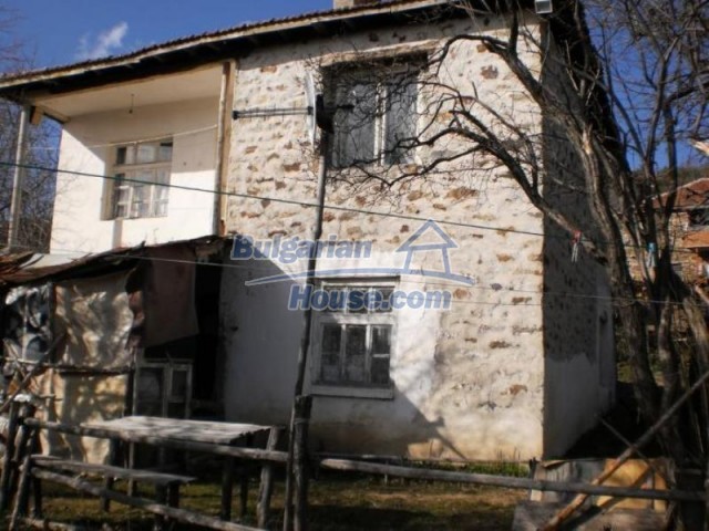 11740:3 - Very cheap stone house near Smolyan – divine panoramic views