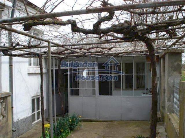 11815:5 - Functional rural house near Elhovo with huge garden 
