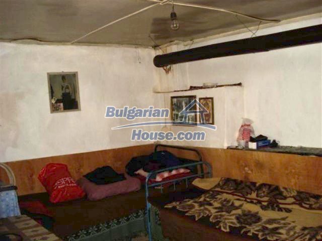 11854:3 - Two-storey house with garden in the lovely village of Lesovo