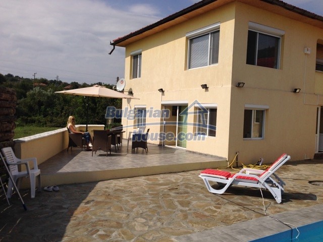 11875:20 - Splendid house with swimming pool near Veliko Turnovo