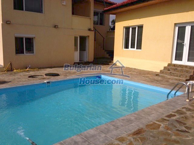 11875:22 - Splendid house with swimming pool near Veliko Turnovo