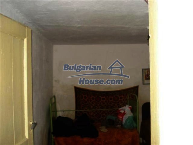 11926:9 - Functional house in the village of Golyam Manastir near Elhovo