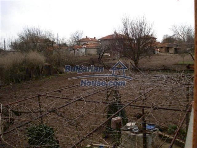 11926:14 - Functional house in the village of Golyam Manastir near Elhovo