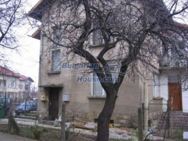 11951:2 - Ground floor of a house in the lovely town of Berkovitsa