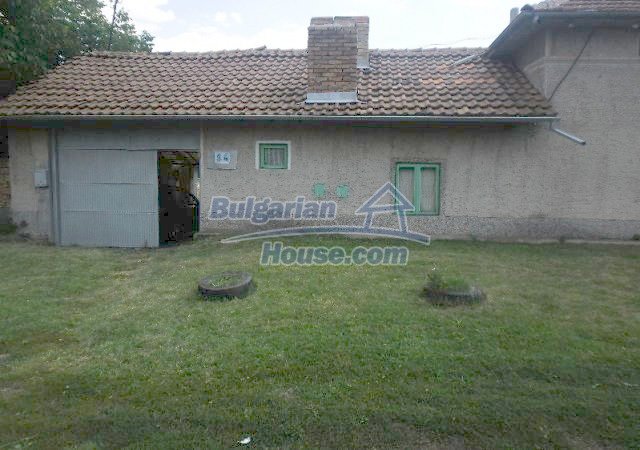 12042:5 - Well presented rural house in Veliko Turnovo region