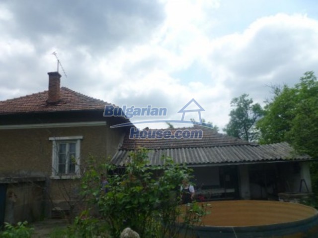 12104:2 - Nice Bulgarian house 15 km away from the Danube River - Montana