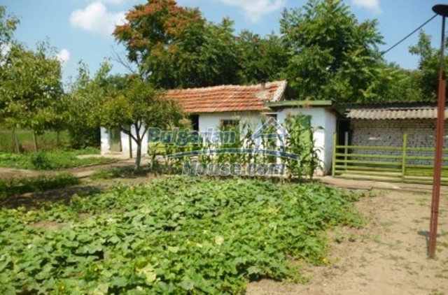 12130:15 - Cheap sunny house 20 km away from Danube River - Vratsa